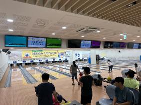 학교스포츠클럽과 가족이 함께 만든 인성 한마당...안성교육지원청, 2026 안심지락 웃음핀 가족 볼링 캠프 운영